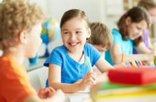 До звичайного формату навчання повернулось 84% шкіл