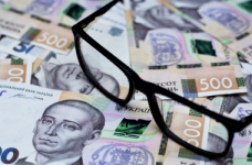 Профспілка пропонує застосувати коефіцієнт 1,5 до окладів освітян