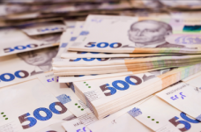 З 1 грудня вчителям підвищать зарплати