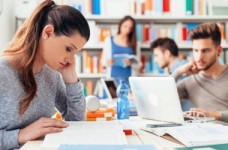 У МОН створили посібник про змішане навчання у закладах профосвіти