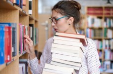 Українці за «вакцинальну» тисячу зможуть купити книги