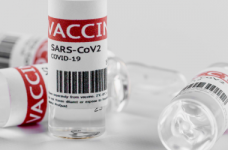 Повний курс щеплення пройшли мільйон освітян