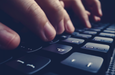 В Україні запустять електронну систему управління школою