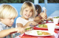 Завершено перехідний період реформи харчування в школах