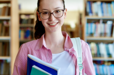 В Україні проведуть кампанію для випускників з ТОТ