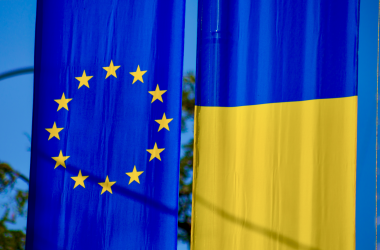 МОН закликає ЄС переглянути політику співпраці з рф