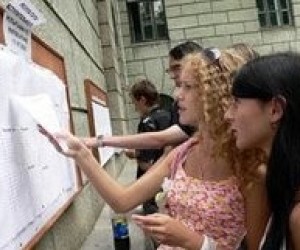 Опитування: Що думають українці про вступну кампанію 2010