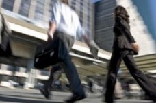 Кабмін зобов'яже вузи створити центри працевлаштування студентів