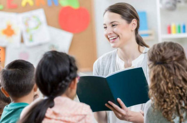 Діти з України зможуть продовжити навчання у країнах Балтії