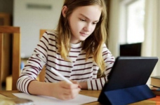 Навчання у воєнний час: досвід освітнього хабу