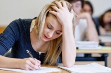 В Україні відновлять іспити на знання державної мови