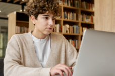 Вступники мають підтвердити свою участь у ЗНО