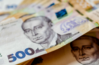 Україна отримає кошти на оплату праці освітян