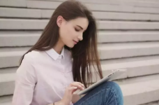 Свідоцтва випускників школи зберігатимуть рік після війни