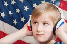 Окупанти планують виключити зі шкільної програми англійську в Криму