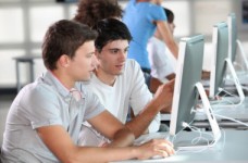 Екзаменаційні центри проведення ЗНО матимуть укриття