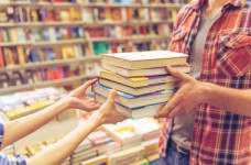 Шкільні підручники з російської мови не друкуватимуть