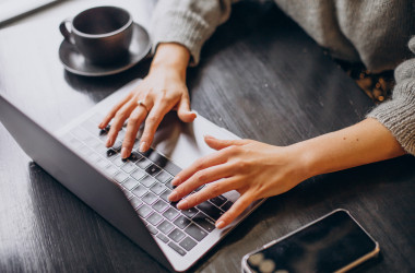 Особливості подання документів в електронній формі