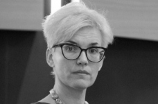 Треба вчитись співчувати, а не вражатись