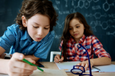 МВС: в укриттях навчання має продовжуватися 