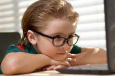 Школи зможуть навчати дітей за власними програмами