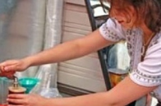 Вчителі не повинні торгувати квасом