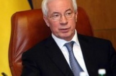 Азаров запропонував створити на сайті МОН електронну шкільну бібліотеку