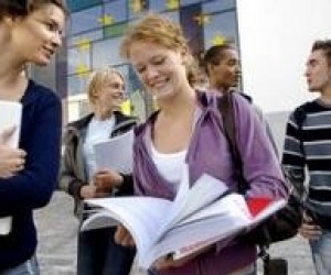 В бюджеті передбачать кошти на стажування студентів і викладачів за кордоном