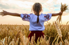 У шкільних програмах посилено патріотичну складову