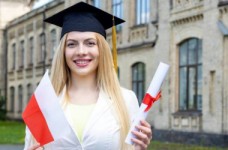Студентам з України в Польщі пропонують безкоштовне навчання