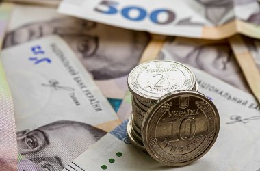 Уряд забезпечить своєчасні зарплати освітянам