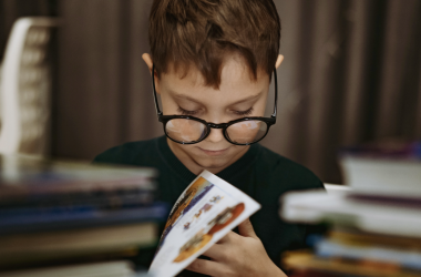 МОН визначено перелік навчальної літератури для шкіл 