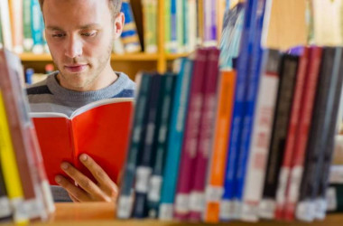 МОН проведе конкурсний відбір підручників для профтехів