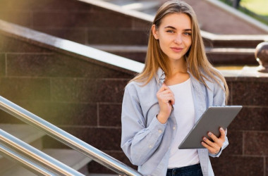 Планшет для навчання: де знадобиться корисний девайс