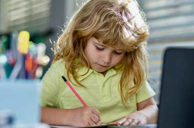 Експерти надали поради з навчання молодших школярів