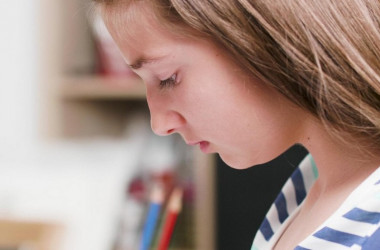 Учителі та батьки можуть переглянути серіал про булінг