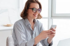 Коли оплатять лікарняний або декретні: де і як дізнатись