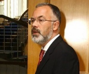 До електронного студентського квитка, як до Конотопа пішки, - Табачник