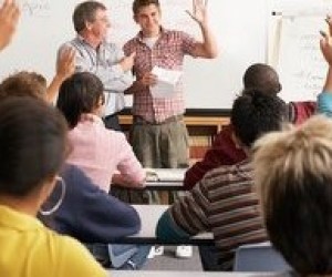 Лідерські якості керівника школи у спогадах випускника