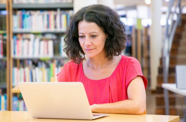 Українські педагоги отримали 50 тисяч хромбуків