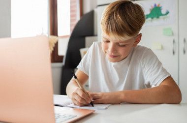 МОН пропонує проводити уроки про безпеку в інтернеті