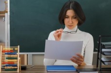 МОН визначило дати реєстрації вчителів для сертифікації