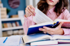 МОН пропонувало три обов'язкових тести НМТ, зокрема, історію