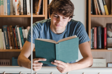 Ухвалення моделі НМТ: варіанти і виклики