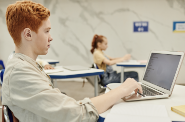 Чи розколює суспільство питання щодо моделі НМТ?