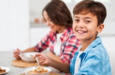 В Україні продовжать реформу шкільного харчування