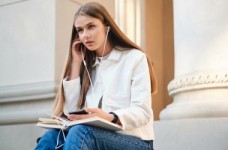 Смартфон полегшить здобуття вищої освіти для студентів