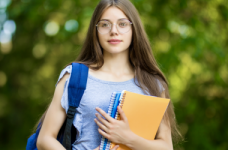 Випускники відстають від своїх однолітків в Європі, – Бабак