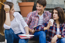 Історія й іноземна стануть обов’язковими шкільними іспитами