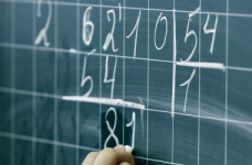 Головними мають бути не предмети, а знання, – омбудсмен